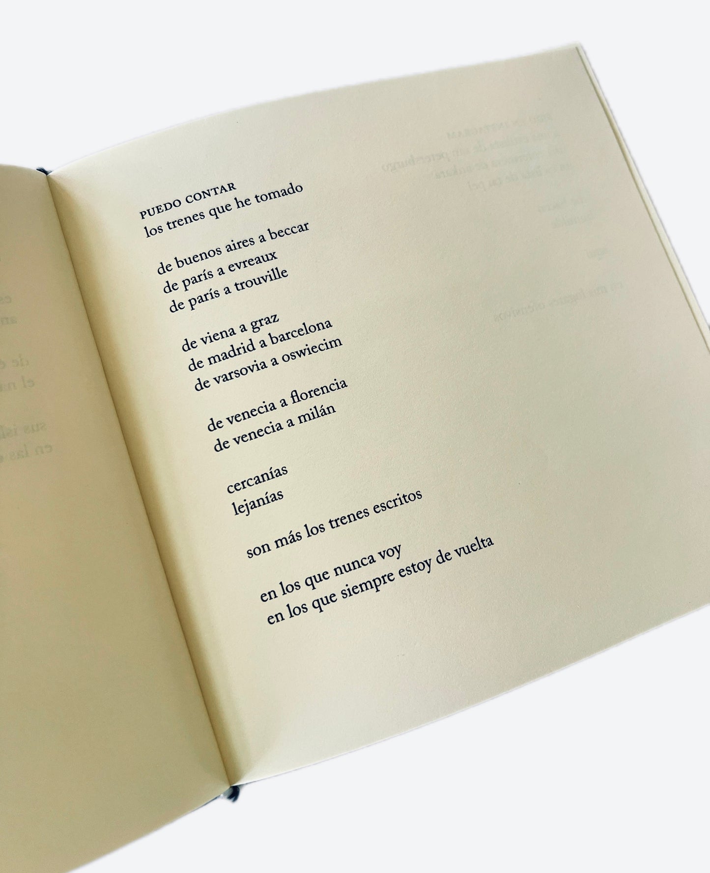 Una isla en un lago en una isla - Jacqueline Goldberg
