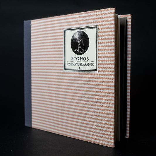 Caja Poesía José Manuel Arango