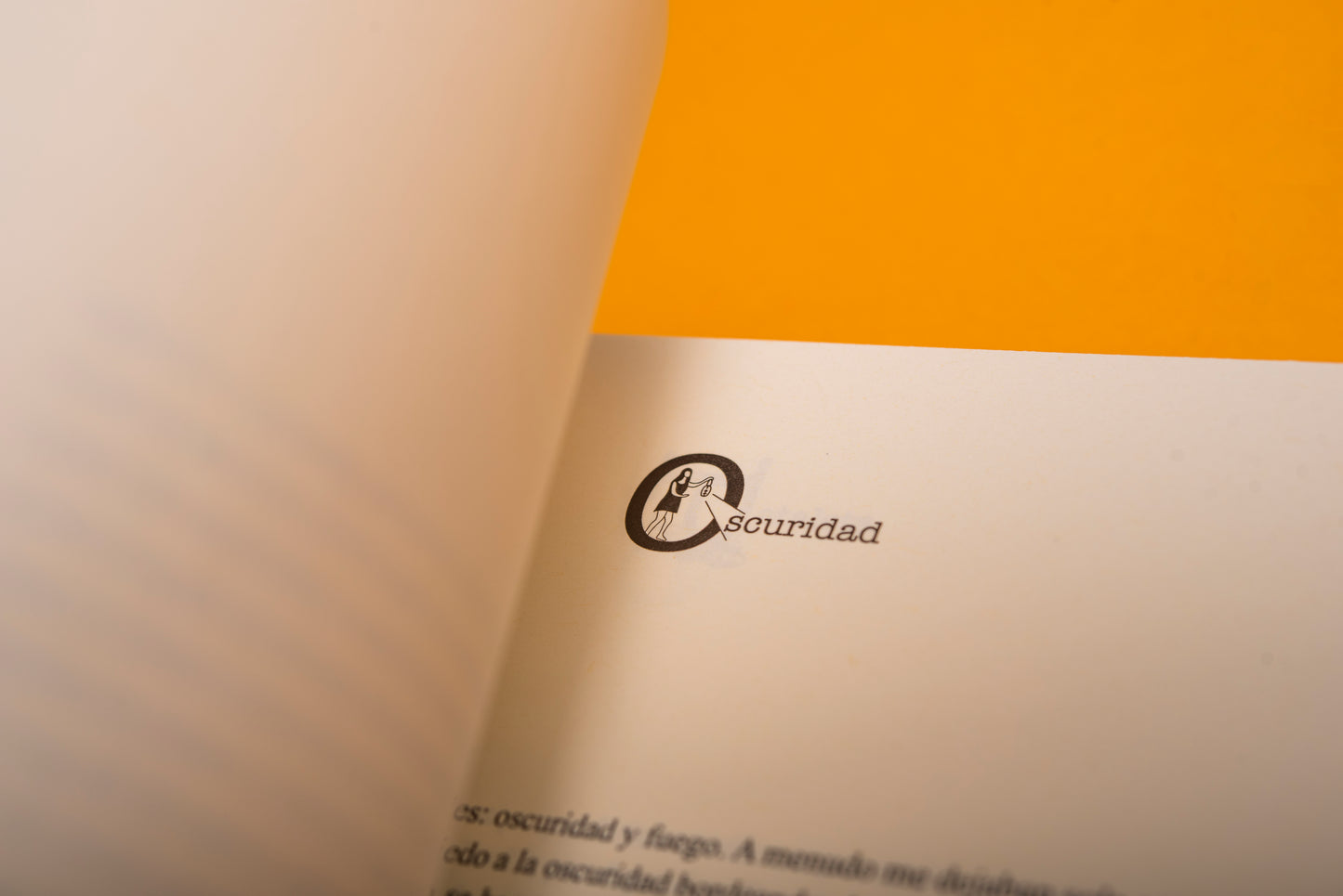 Días de inercia - Lizeth León - Imagen 4