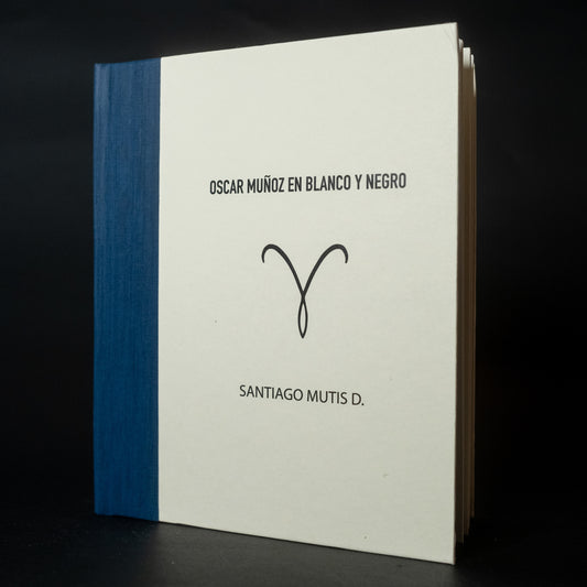 Oscar Muñoz En Blanco y Negro - Santiago Mutis - Imagen 1